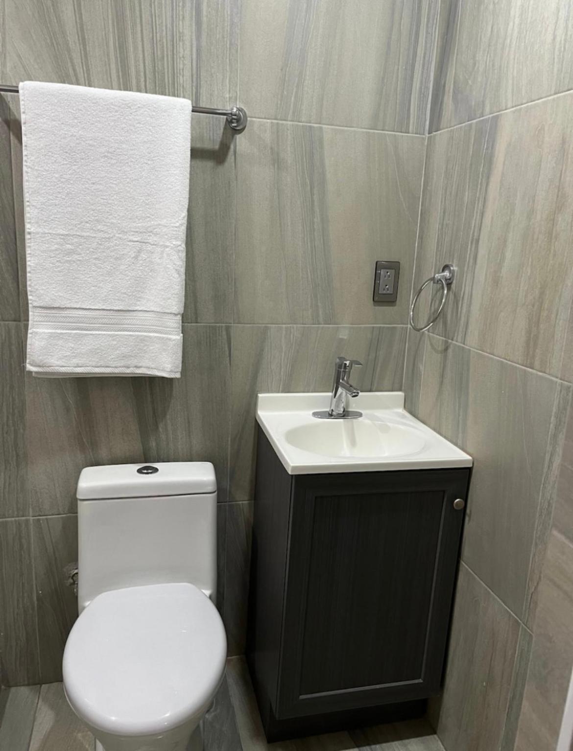 Apartamentos Aeropuerto Ciudad Juárez Eksteriør billede